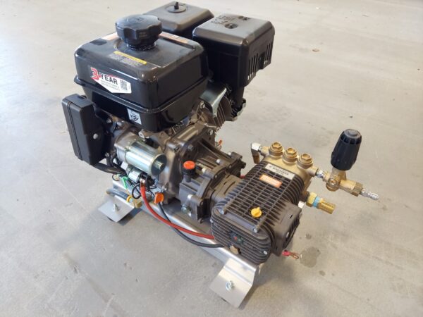 Mi-T-M 420cc Electric Start 5.5 GPM Gear Drive Pressure Washer - Image 2