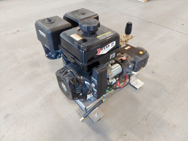 Mi-T-M 420cc Electric Start 5.5 GPM Gear Drive Pressure Washer